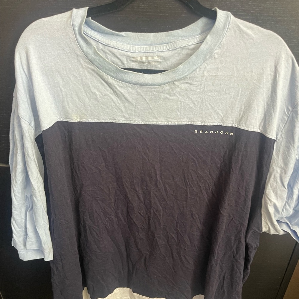 Men’s gently used Sean John t-shirt 3XL